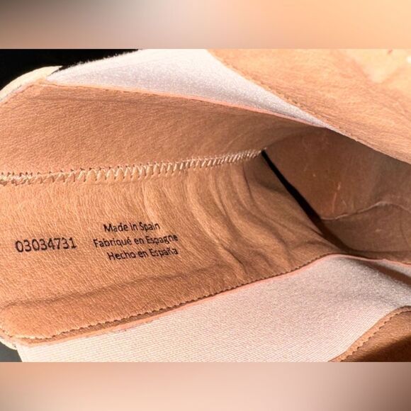 Free People Essential Chelsea Boots sz 38 - Picture 9 of 10